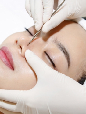 Chăm sóc da mụn + Lấy mụn